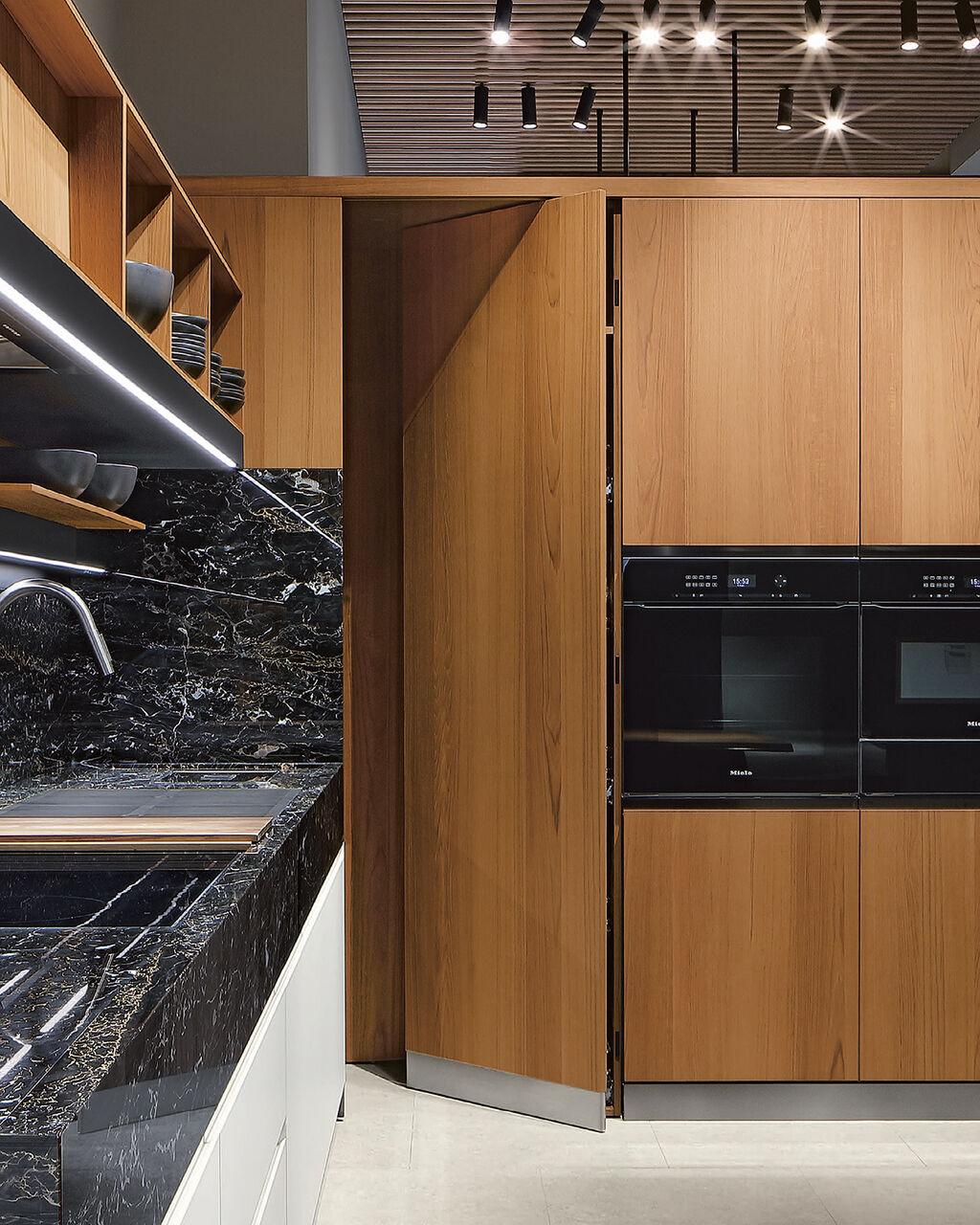 WIC Гардеробная система хранения для кухни